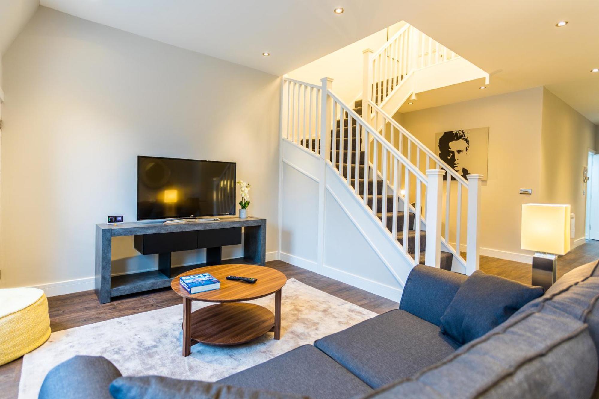 Suite Life Serviced Apartments - Old Town Swindon Eksteriør billede