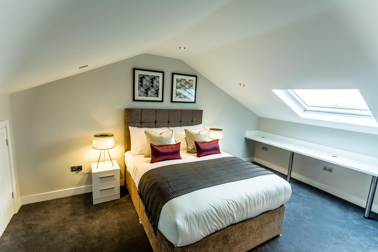 Suite Life Serviced Apartments - Old Town Swindon Eksteriør billede