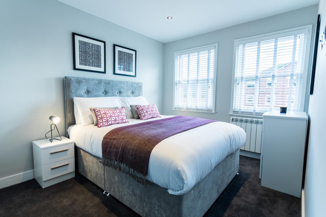 Suite Life Serviced Apartments - Old Town Swindon Eksteriør billede