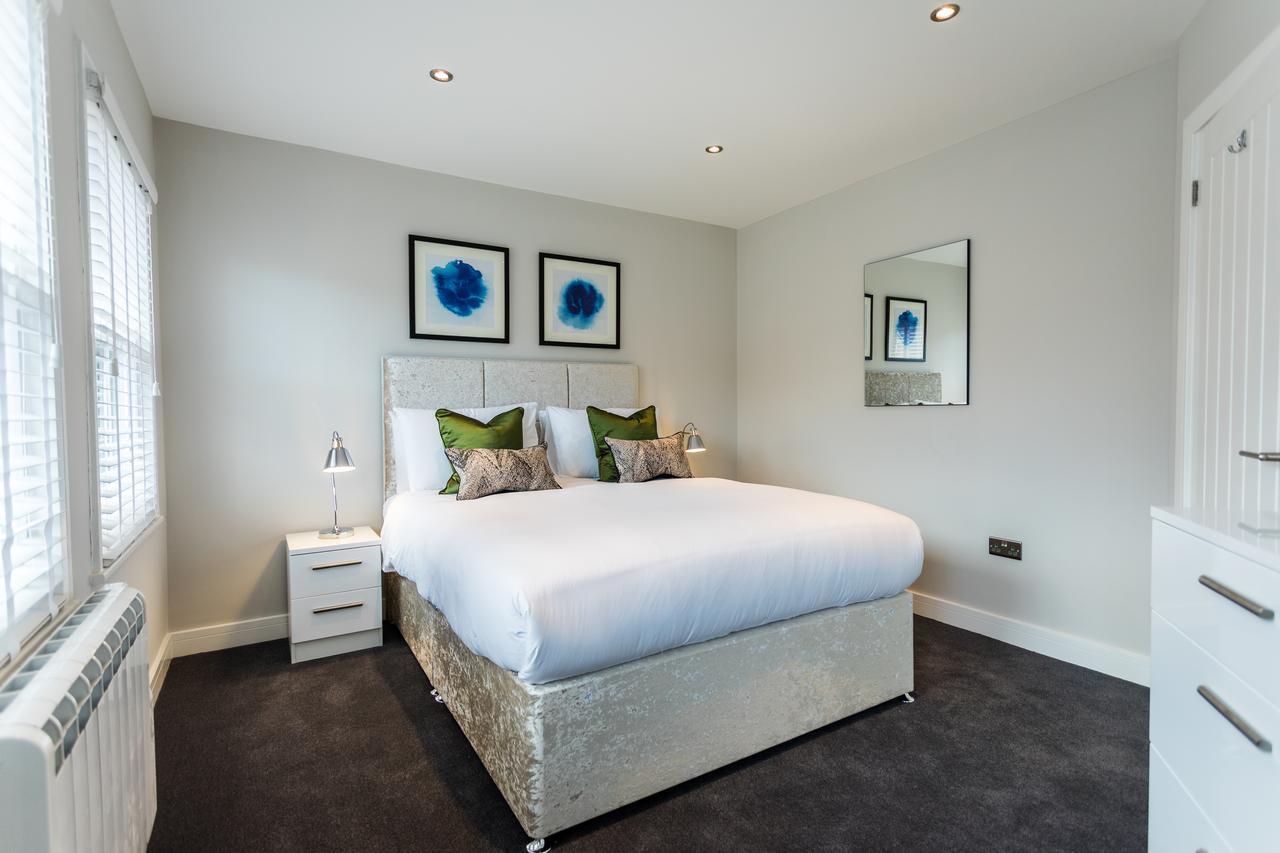 Suite Life Serviced Apartments - Old Town Swindon Eksteriør billede