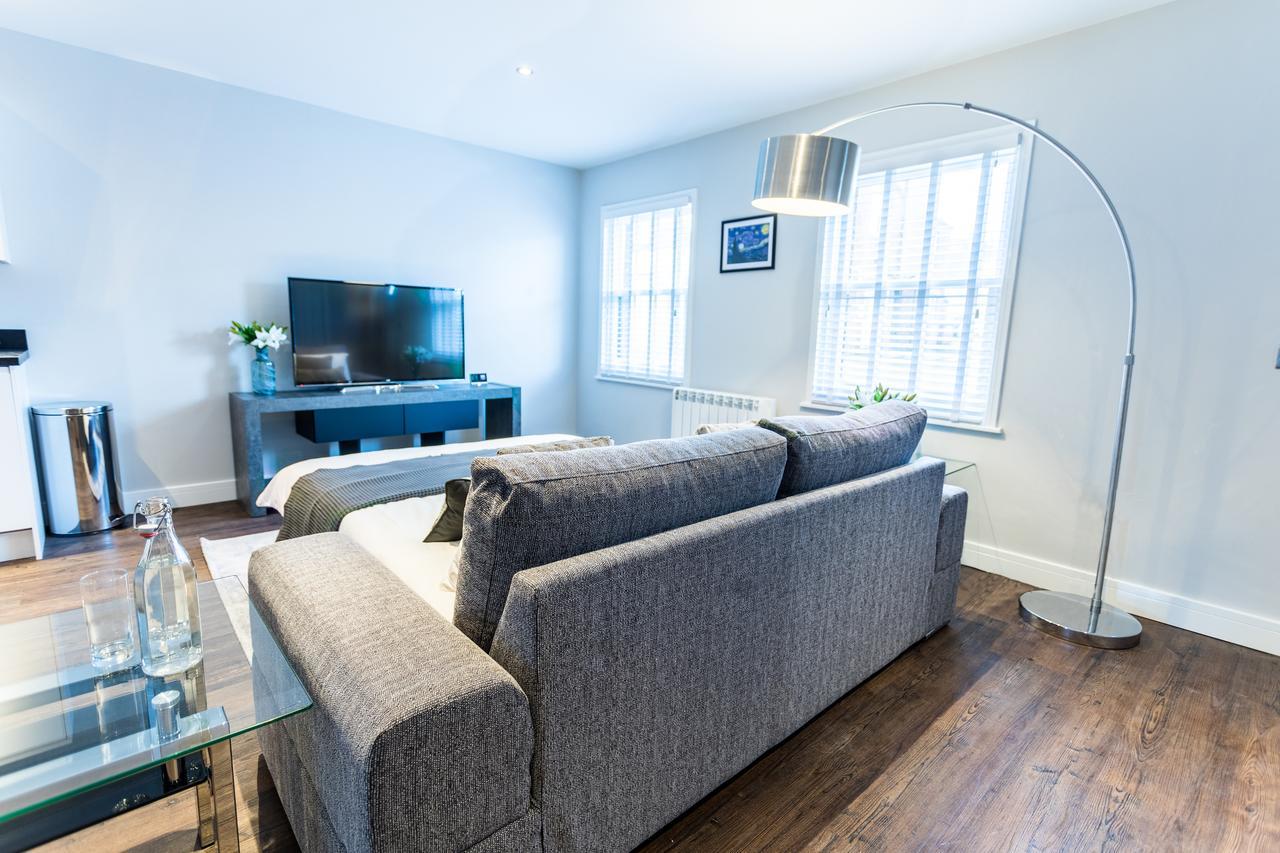 Suite Life Serviced Apartments - Old Town Swindon Værelse billede