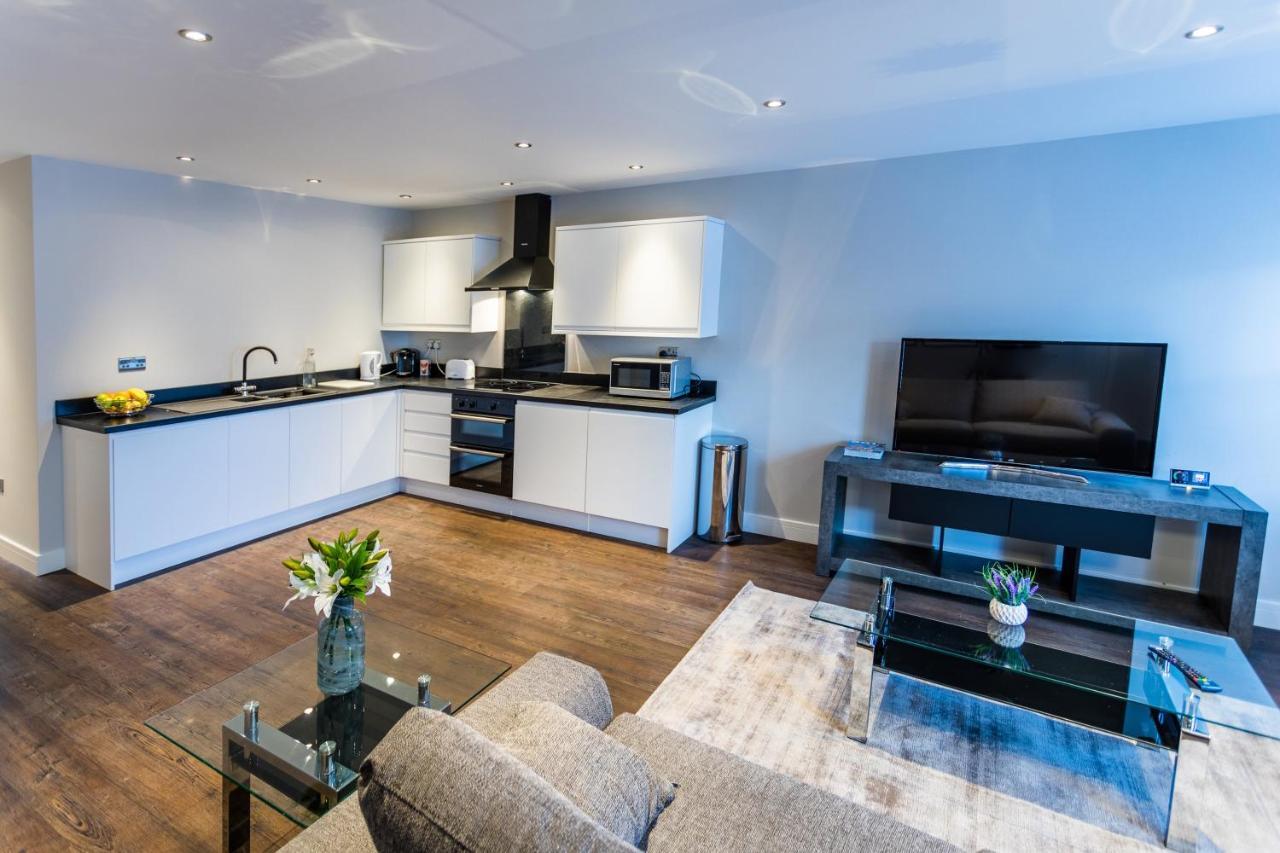 Suite Life Serviced Apartments - Old Town Swindon Eksteriør billede